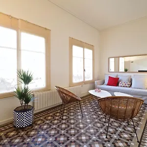 https://suites4days-placa-catalunya-design.topbarcelonahotels.com